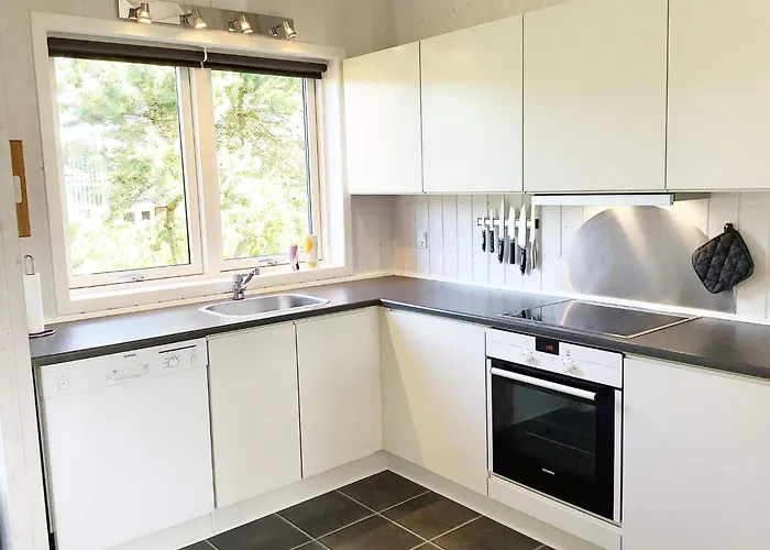 Family Retreat - By Traum * Logstor